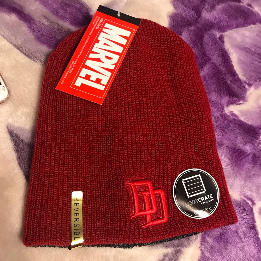 Reversible Dare Devil knit beanie!